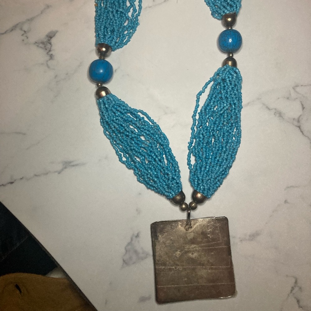 Turquoise statement necklace - Picture 3 of 4